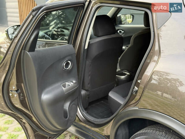 Коричневый Ниссан Жук, объемом двигателя 1.6 л и пробегом 85 тыс. км за 15700 $, фото 11 на Automoto.ua
