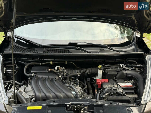 Коричневый Ниссан Жук, объемом двигателя 1.6 л и пробегом 85 тыс. км за 15700 $, фото 28 на Automoto.ua