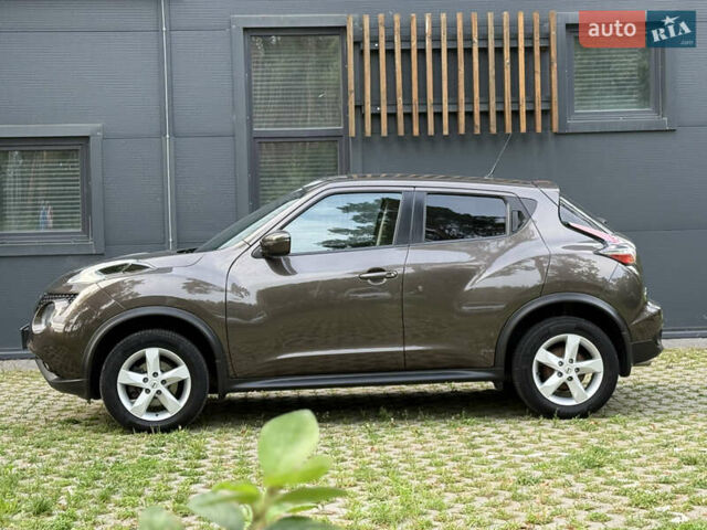 Коричневый Ниссан Жук, объемом двигателя 1.6 л и пробегом 85 тыс. км за 15700 $, фото 7 на Automoto.ua