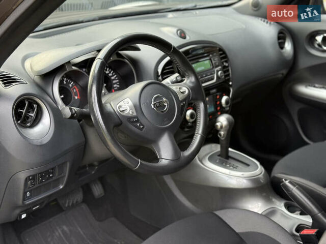 Коричневый Ниссан Жук, объемом двигателя 1.6 л и пробегом 85 тыс. км за 15700 $, фото 10 на Automoto.ua