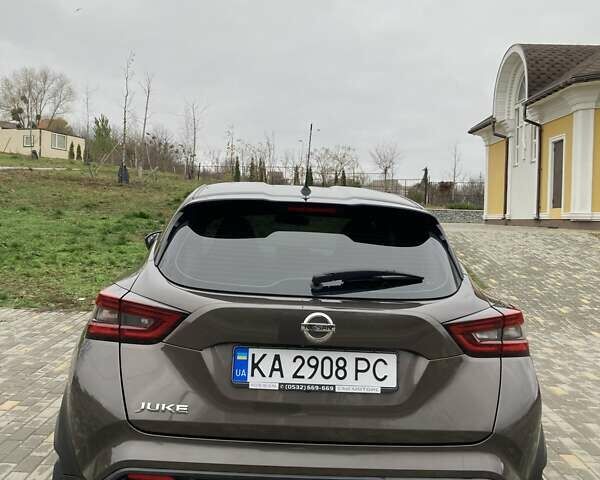 Коричневый Ниссан Жук, объемом двигателя 1 л и пробегом 40 тыс. км за 18600 $, фото 7 на Automoto.ua