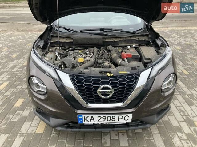 Коричневый Ниссан Жук, объемом двигателя 1 л и пробегом 40 тыс. км за 18600 $, фото 14 на Automoto.ua