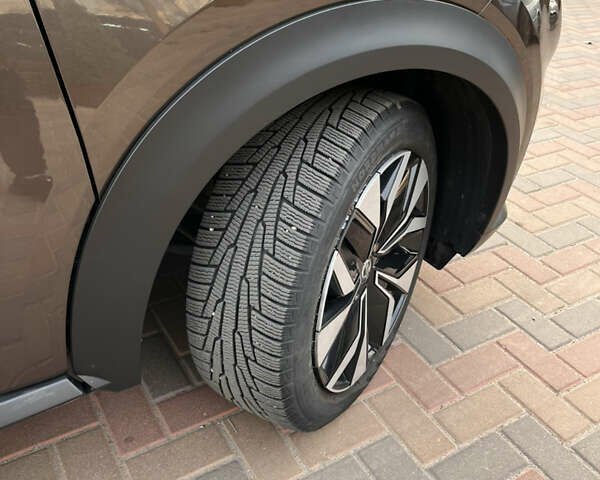 Коричневий Ніссан Жук, об'ємом двигуна 1 л та пробігом 50 тис. км за 19900 $, фото 3 на Automoto.ua