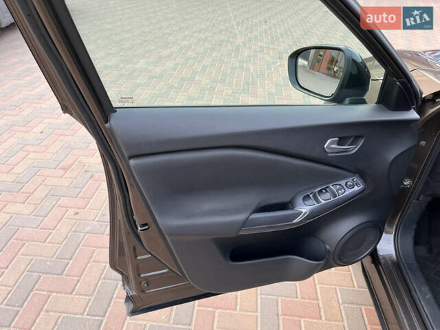 Коричневий Ніссан Жук, об'ємом двигуна 1 л та пробігом 50 тис. км за 19900 $, фото 14 на Automoto.ua