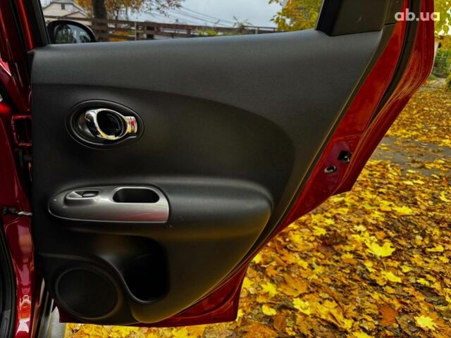Красный Ниссан Жук, объемом двигателя 1.6 л и пробегом 131 тыс. км за 9990 $, фото 22 на Automoto.ua