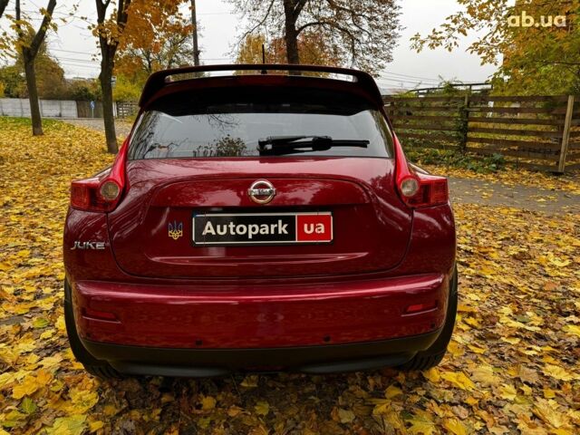 Красный Ниссан Жук, объемом двигателя 1.6 л и пробегом 131 тыс. км за 9990 $, фото 5 на Automoto.ua