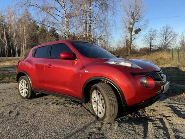 Червоний Ніссан Жук, об'ємом двигуна 1.6 л та пробігом 105 тис. км за 11300 $, фото 1 на Automoto.ua