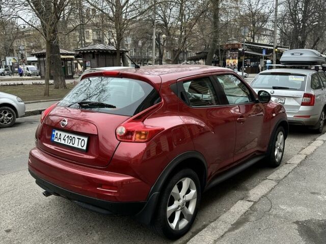 Червоний Ніссан Жук, об'ємом двигуна 1.6 л та пробігом 107 тис. км за 9600 $, фото 2 на Automoto.ua