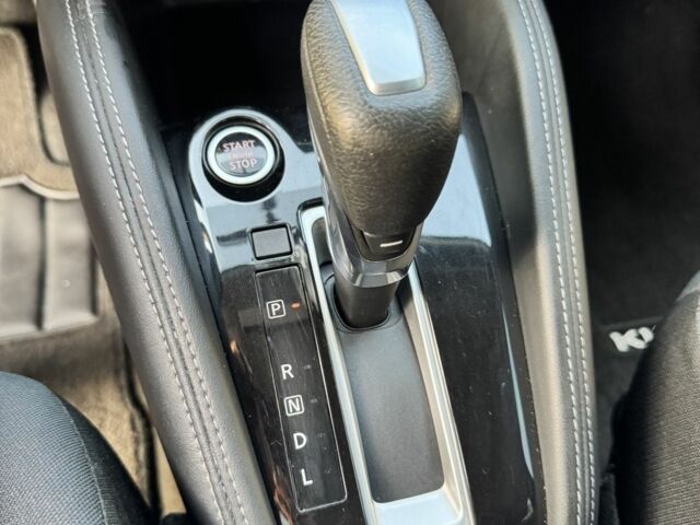 Красный Ниссан Жук, объемом двигателя 1.6 л и пробегом 82 тыс. км за 14700 $, фото 5 на Automoto.ua