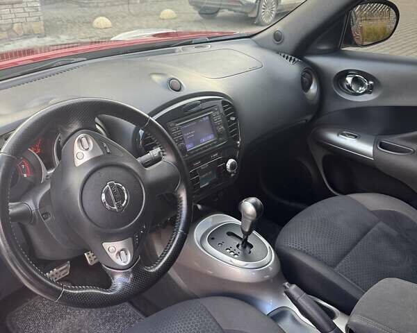 Красный Ниссан Жук, объемом двигателя 1.6 л и пробегом 99 тыс. км за 9887 $, фото 15 на Automoto.ua