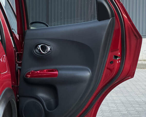 Красный Ниссан Жук, объемом двигателя 1.5 л и пробегом 236 тыс. км за 9199 $, фото 30 на Automoto.ua