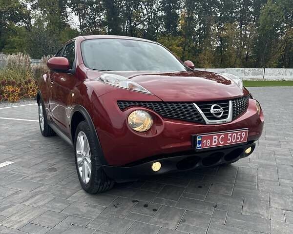 Красный Ниссан Жук, объемом двигателя 1.6 л и пробегом 98 тыс. км за 9988 $, фото 22 на Automoto.ua