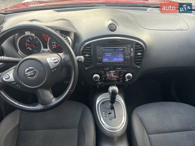 Красный Ниссан Жук, объемом двигателя 1.6 л и пробегом 99 тыс. км за 9887 $, фото 27 на Automoto.ua