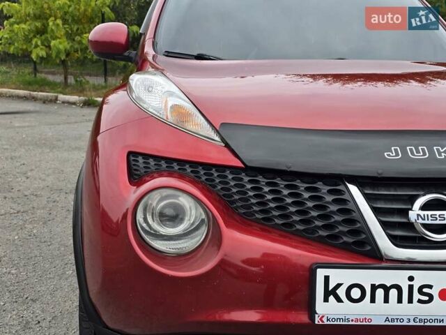 Красный Ниссан Жук, объемом двигателя 1.6 л и пробегом 216 тыс. км за 8999 $, фото 12 на Automoto.ua