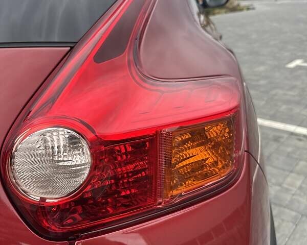 Красный Ниссан Жук, объемом двигателя 1.6 л и пробегом 98 тыс. км за 9988 $, фото 27 на Automoto.ua