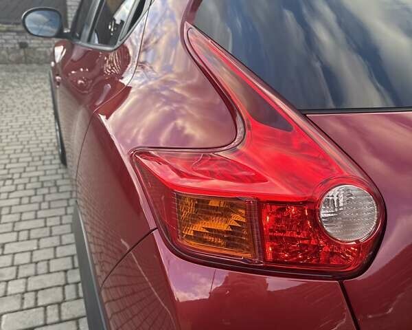 Красный Ниссан Жук, объемом двигателя 1.6 л и пробегом 99 тыс. км за 9887 $, фото 36 на Automoto.ua