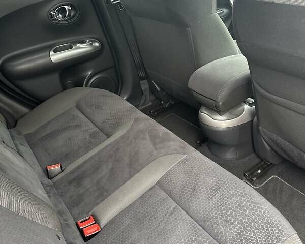 Красный Ниссан Жук, объемом двигателя 1.6 л и пробегом 98 тыс. км за 9988 $, фото 40 на Automoto.ua