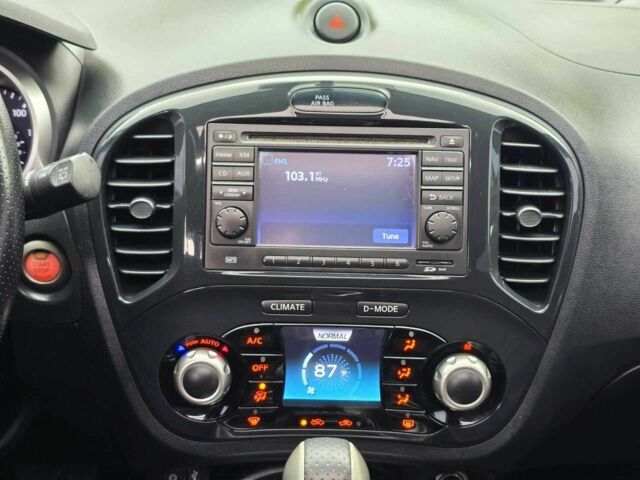 Красный Ниссан Жук, объемом двигателя 1.6 л и пробегом 216 тыс. км за 9499 $, фото 18 на Automoto.ua