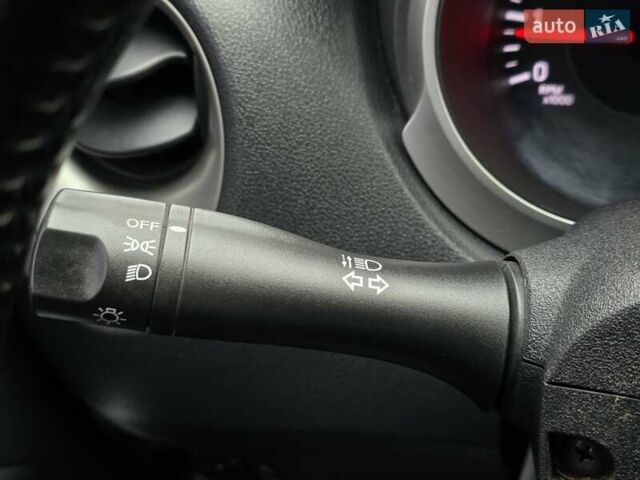 Красный Ниссан Жук, объемом двигателя 1.6 л и пробегом 216 тыс. км за 8999 $, фото 37 на Automoto.ua