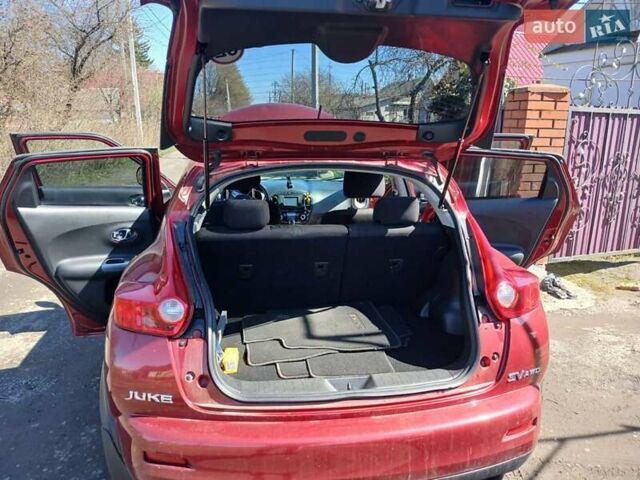 Красный Ниссан Жук, объемом двигателя 1.62 л и пробегом 170 тыс. км за 8999 $, фото 8 на Automoto.ua