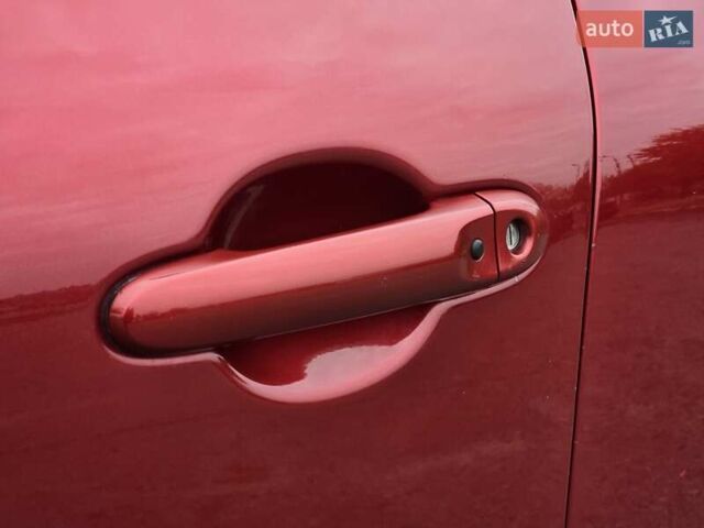 Красный Ниссан Жук, объемом двигателя 1.6 л и пробегом 216 тыс. км за 8999 $, фото 18 на Automoto.ua