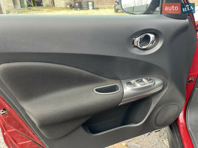 Красный Ниссан Жук, объемом двигателя 1.5 л и пробегом 195 тыс. км за 7750 $, фото 9 на Automoto.ua