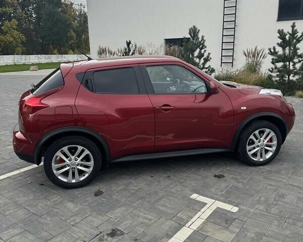 Красный Ниссан Жук, объемом двигателя 1.6 л и пробегом 98 тыс. км за 9988 $, фото 16 на Automoto.ua