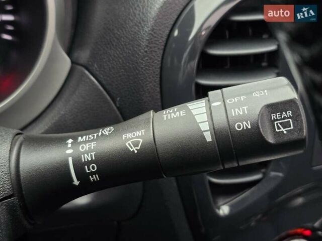 Красный Ниссан Жук, объемом двигателя 1.6 л и пробегом 216 тыс. км за 8999 $, фото 41 на Automoto.ua