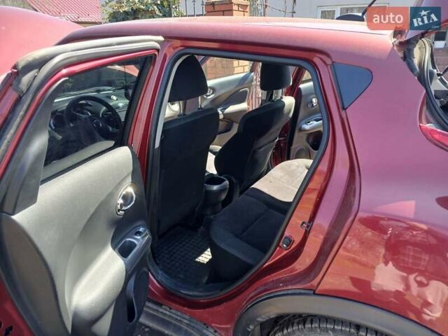 Красный Ниссан Жук, объемом двигателя 1.62 л и пробегом 170 тыс. км за 8999 $, фото 10 на Automoto.ua