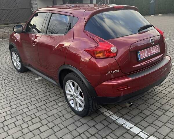 Красный Ниссан Жук, объемом двигателя 1.6 л и пробегом 99 тыс. км за 9887 $, фото 7 на Automoto.ua