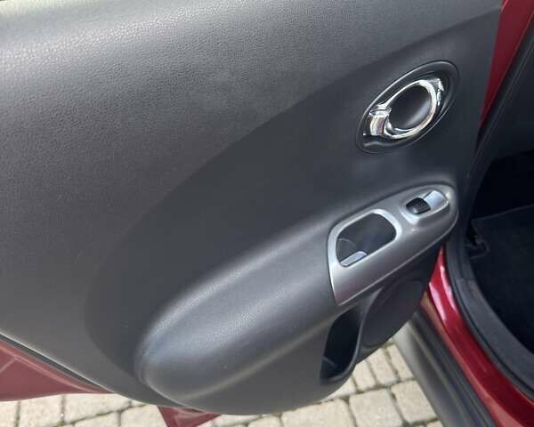 Красный Ниссан Жук, объемом двигателя 1.6 л и пробегом 99 тыс. км за 9887 $, фото 25 на Automoto.ua