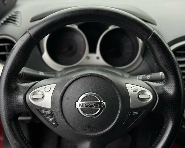 Червоний Ніссан Жук, об'ємом двигуна 1.6 л та пробігом 145 тис. км за 7700 $, фото 15 на Automoto.ua