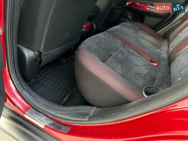 Червоний Ніссан Жук, об'ємом двигуна 1.6 л та пробігом 124 тис. км за 10200 $, фото 55 на Automoto.ua