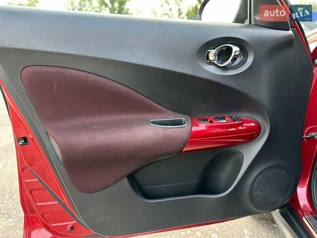 Червоний Ніссан Жук, об'ємом двигуна 1.6 л та пробігом 124 тис. км за 10200 $, фото 45 на Automoto.ua