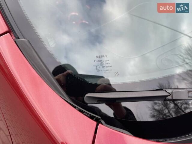 Красный Ниссан Жук, объемом двигателя 1.6 л и пробегом 144 тыс. км за 8900 $, фото 17 на Automoto.ua