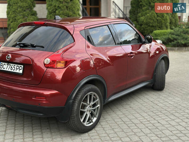 Червоний Ніссан Жук, об'ємом двигуна 1.6 л та пробігом 151 тис. км за 10000 $, фото 2 на Automoto.ua