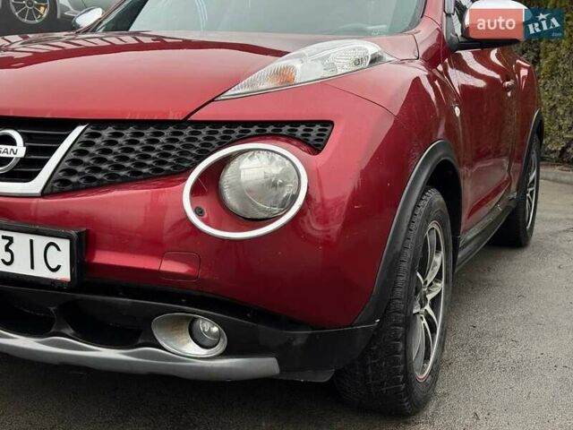 Красный Ниссан Жук, объемом двигателя 1.62 л и пробегом 130 тыс. км за 9999 $, фото 11 на Automoto.ua