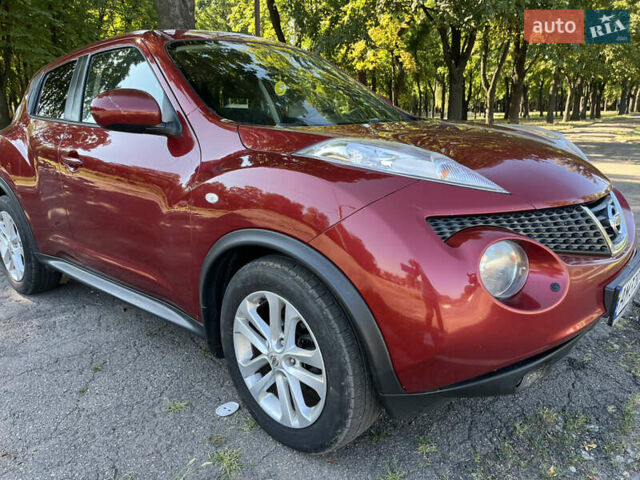 Ніссан Жук 2011 у Дніпро (Дніпропетровську) на Automoto.ua Червоний Ніссан Жук, об'ємом двигуна 1.5 л та пробігом 237 тис. км за 8700 $, фото 2 на Automoto.ua