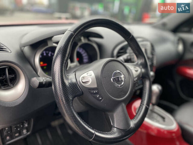 Красный Ниссан Жук, объемом двигателя 1.6 л и пробегом 119 тыс. км за 11000 $, фото 16 на Automoto.ua