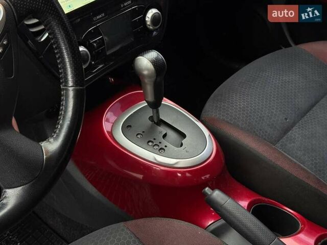 Красный Ниссан Жук, объемом двигателя 1.62 л и пробегом 130 тыс. км за 9999 $, фото 19 на Automoto.ua