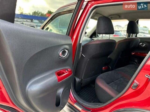 Червоний Ніссан Жук, об'ємом двигуна 1.6 л та пробігом 124 тис. км за 10200 $, фото 58 на Automoto.ua