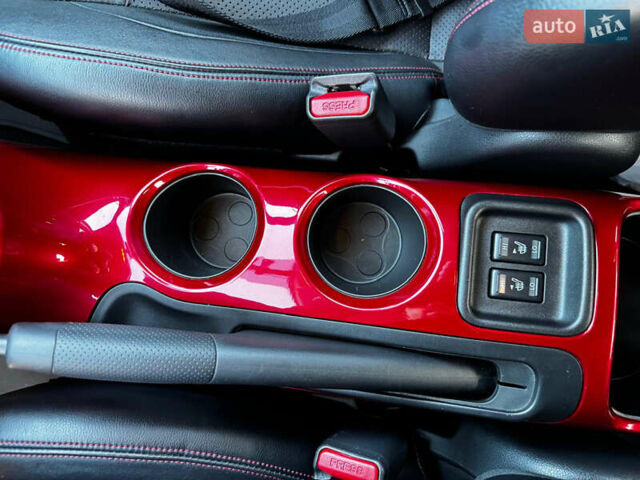 Красный Ниссан Жук, объемом двигателя 1.6 л и пробегом 119 тыс. км за 11700 $, фото 9 на Automoto.ua