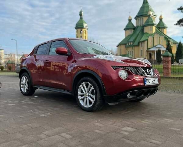 Красный Ниссан Жук, объемом двигателя 1.6 л и пробегом 160 тыс. км за 9797 $, фото 1 на Automoto.ua