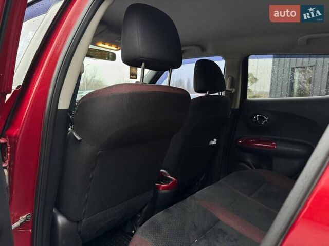Красный Ниссан Жук, объемом двигателя 1.62 л и пробегом 130 тыс. км за 9999 $, фото 26 на Automoto.ua