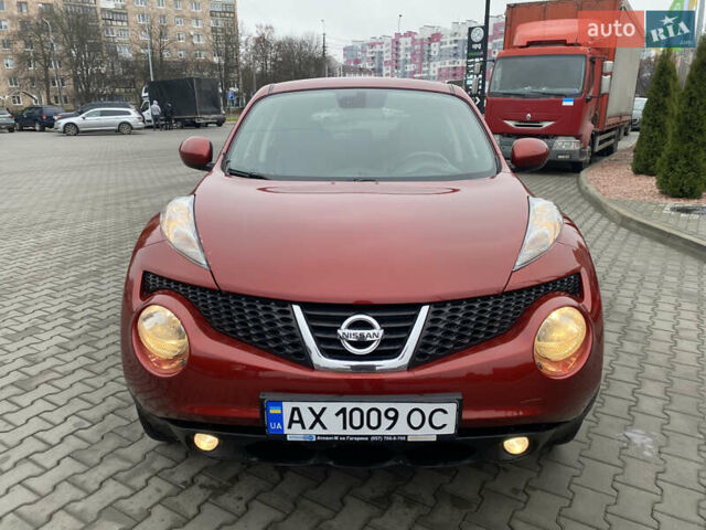 Красный Ниссан Жук, объемом двигателя 1.6 л и пробегом 119 тыс. км за 11000 $, фото 9 на Automoto.ua