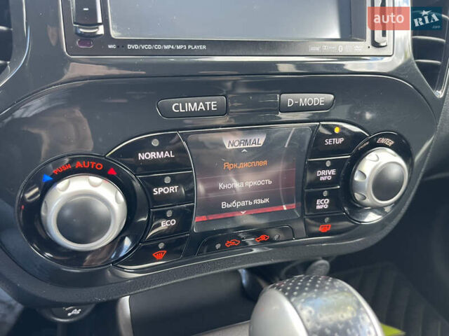 Красный Ниссан Жук, объемом двигателя 1.6 л и пробегом 91 тыс. км за 11500 $, фото 25 на Automoto.ua