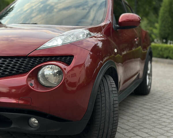 Червоний Ніссан Жук, об'ємом двигуна 1.6 л та пробігом 151 тис. км за 10000 $, фото 10 на Automoto.ua