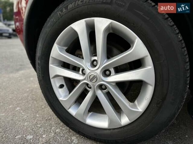 Червоний Ніссан Жук, об'ємом двигуна 1.6 л та пробігом 124 тис. км за 10200 $, фото 66 на Automoto.ua