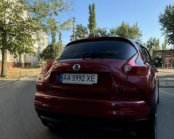 Красный Ниссан Жук, объемом двигателя 1.6 л и пробегом 123 тыс. км за 9950 $, фото 4 на Automoto.ua