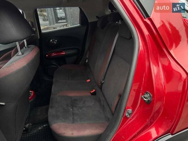 Красный Ниссан Жук, объемом двигателя 1.62 л и пробегом 130 тыс. км за 9999 $, фото 25 на Automoto.ua